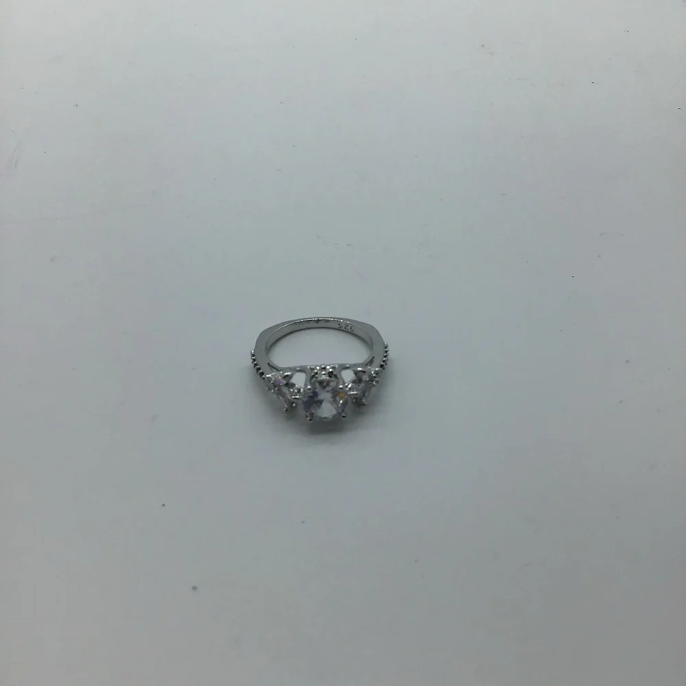 New white crystal fashion engagement ring size 7 - Picture 6 of 16
